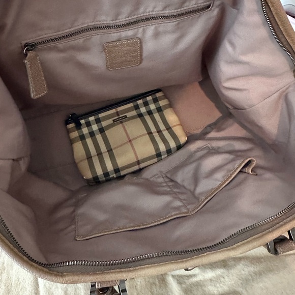 Burberry NovaCheck Embossed Floral Bag authentic - Picture 16 of 16